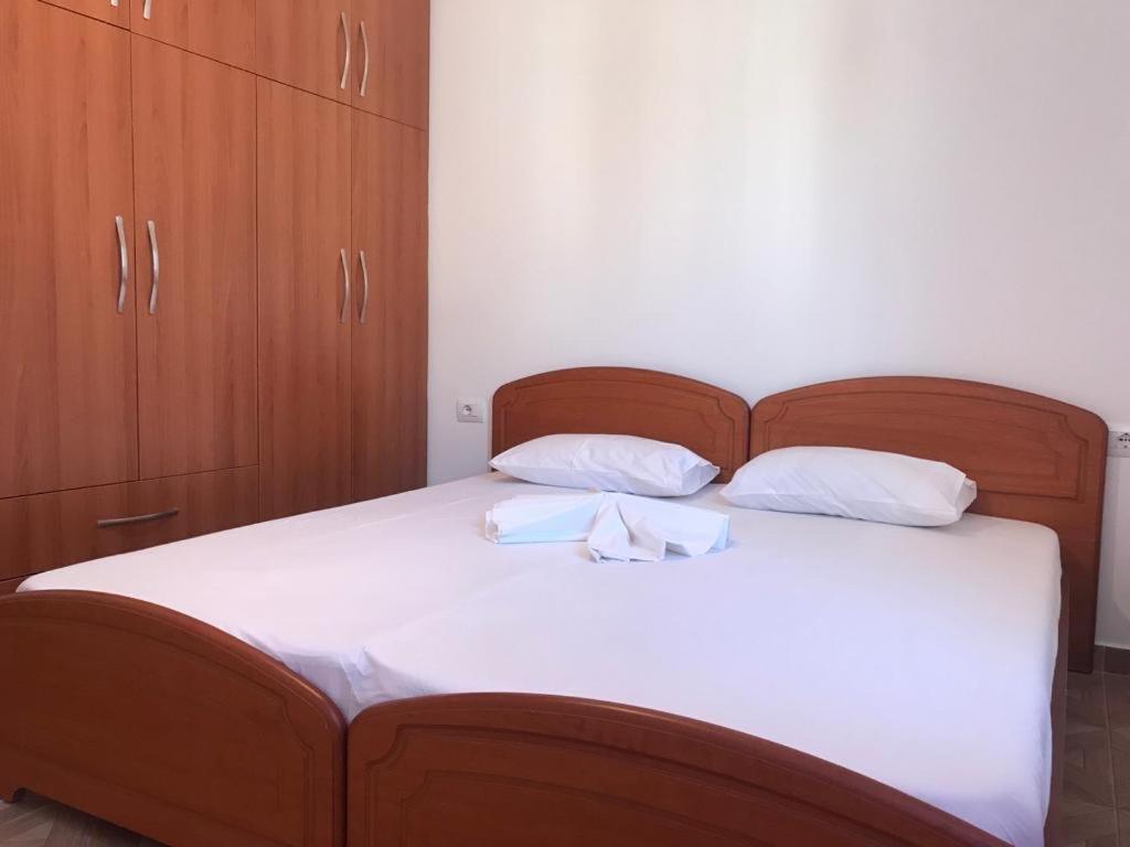 Stunning Sea View Apartments Саранда Екстер'єр фото